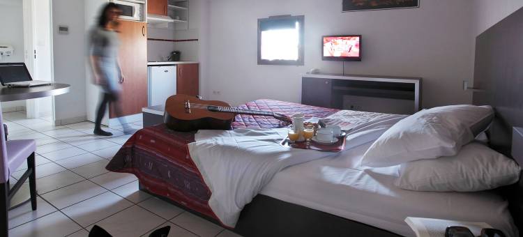 阿多尼斯卡尔卡松酒店(Adonis Carcassonne)图片