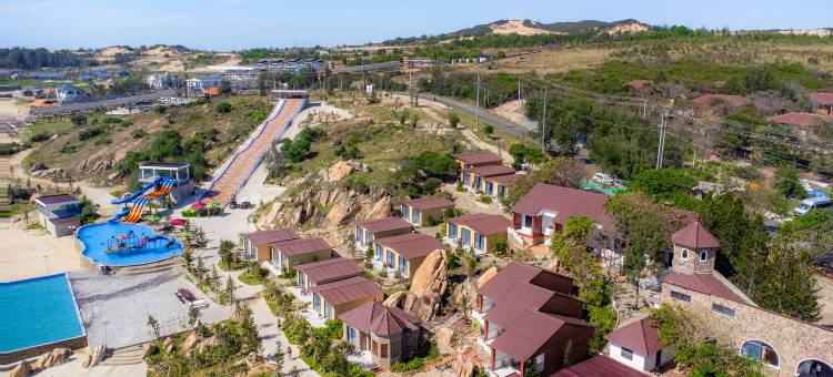阿多拉湾·克加海滩度假村(园内水上乐园)(Adora Bay Ke Ga Beach Resort - Onsite Water Park)图片