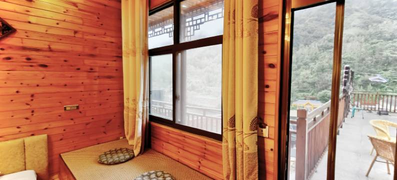 万仙山明苑楼(郭亮村店)图片