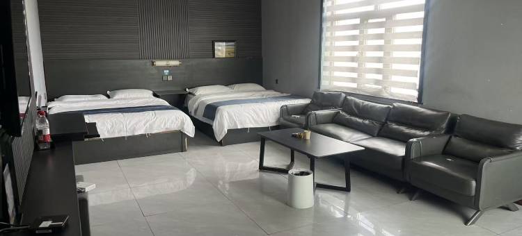 治多嘉洛王府酒店图片