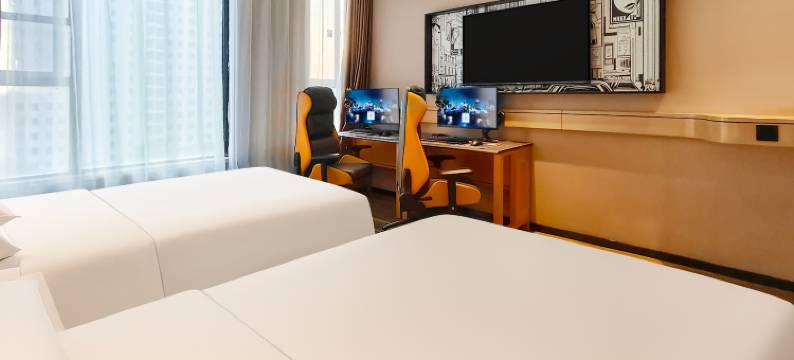 亚信电竞酒店(荆州燎原路店)图片