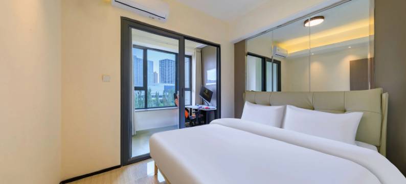 幻界电竞酒店(呼和浩特赛罕政府汇商广场店)图片