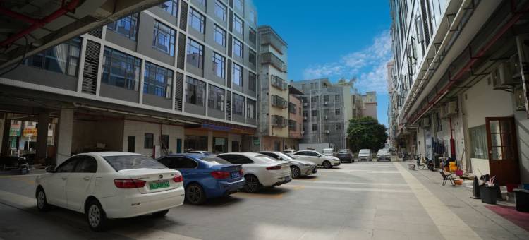 云鹤国际酒店(惠州三栋高铁南站店)图片