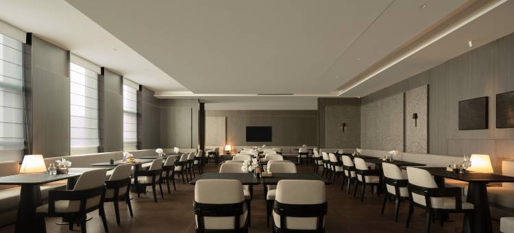 重庆江北嘴金融街亚朵酒店图片