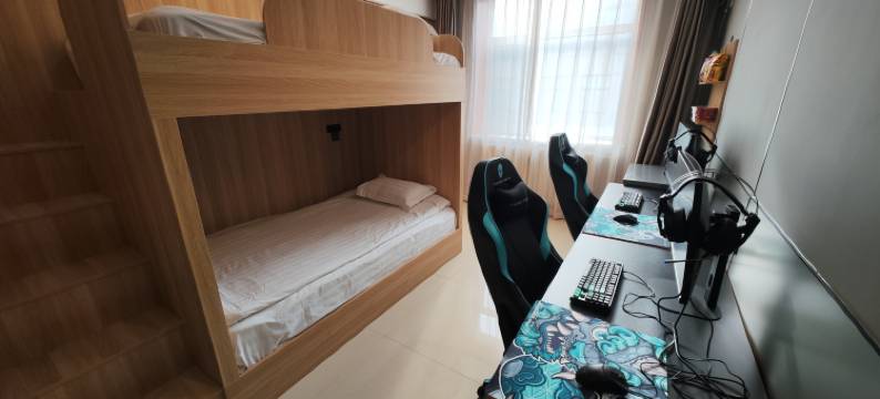 雷神电竞酒店(承德金龙广场避暑山庄店)图片