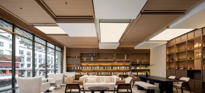 黄山风景区换乘中心汤口亚朵酒店图片