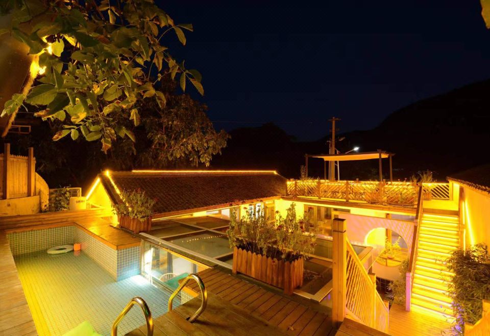 Supreme Home and Three lane Homestay Hotel Overview