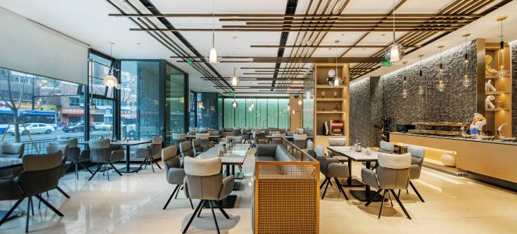 温度源酒店(温州五马街大南门店)图片