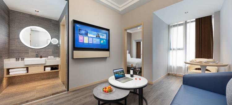 艺龙安云酒店(武汉大学街道口地铁站店)图片