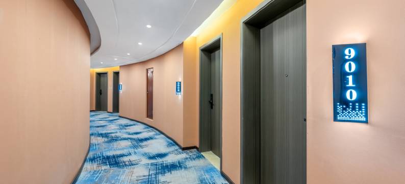 海纳·凯旋大酒店(珠海前山明珠高铁站店)图片