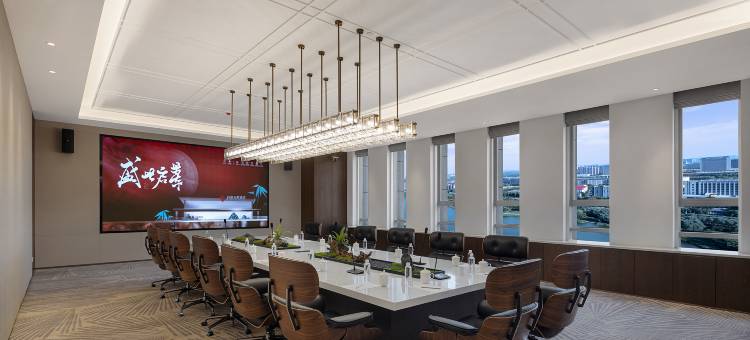 郑州东站龙子湖高校区仟那元熙酒店图片