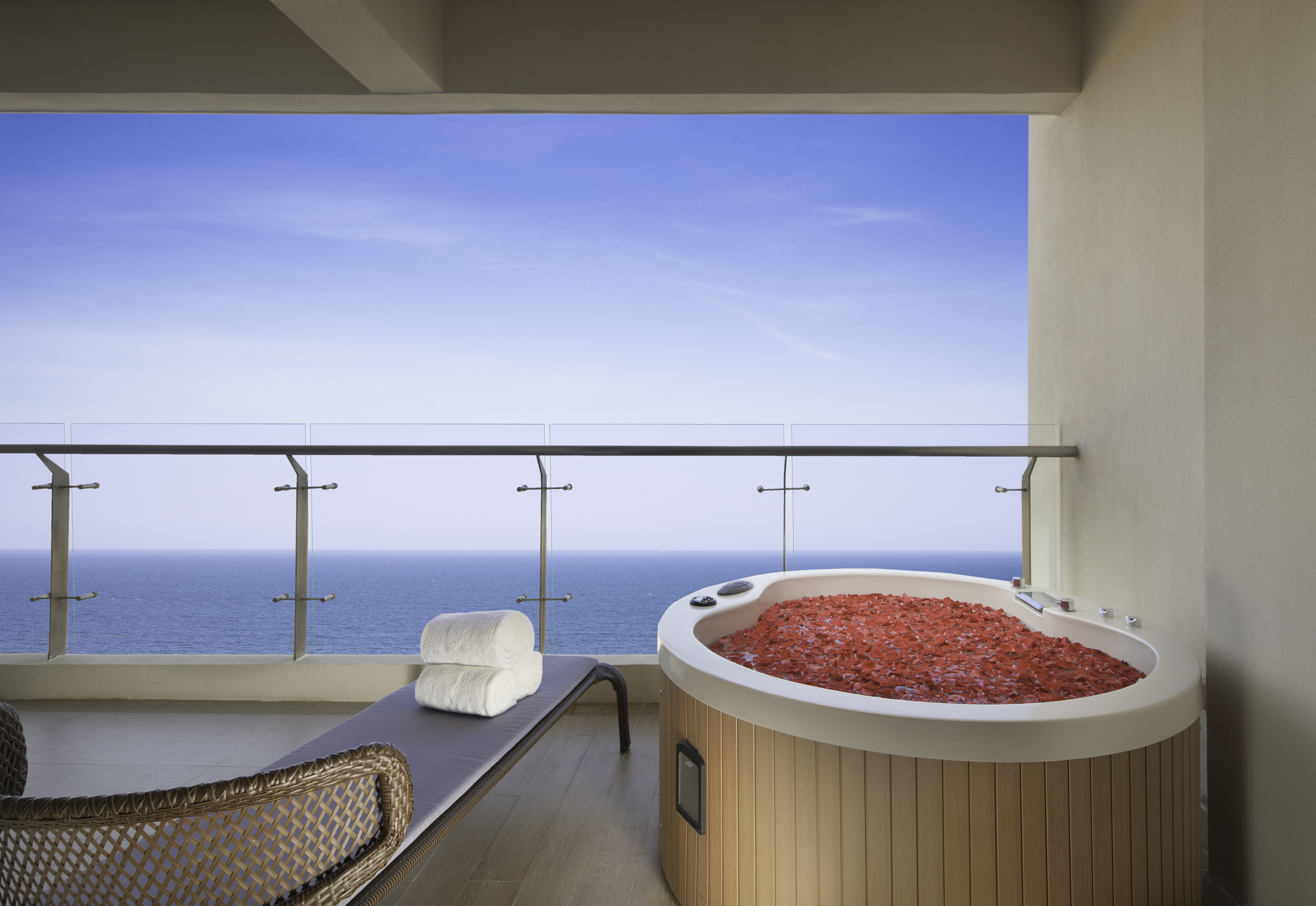 Aloha Oceanfront Suite ResortOver view