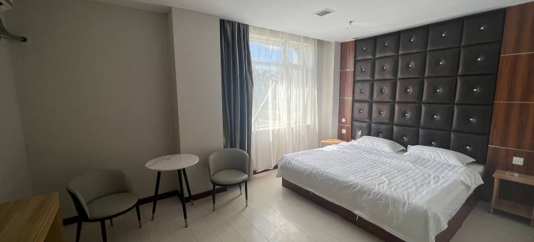 鞍山佳都乐宾馆图片