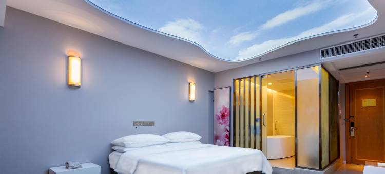 维也纳国际酒店(肇庆市中心湖景店)图片