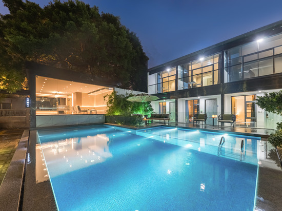 厦门七奢·凡汐酒店(厦门高崎机场十里长堤店)