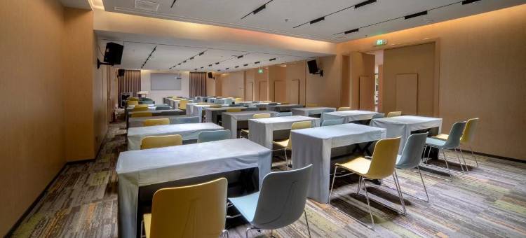 建国扉缦酒店(运城北站吾悦广场店)图片