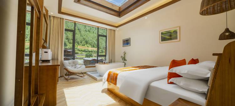 隐栖山居·智能酒店(四姑娘山景区店)图片