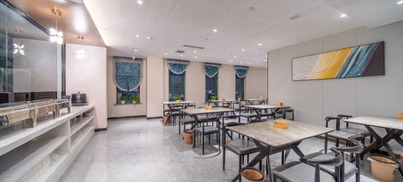 柏湾酒店(伊宁福州路店)图片