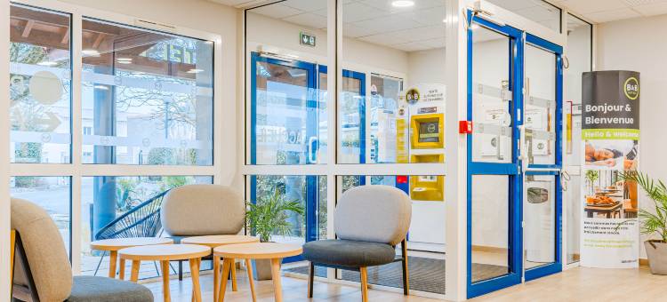 普瓦捷 3 未来影视城民宿酒店(B&B Hotel Poitiers 3 Futuroscope)图片