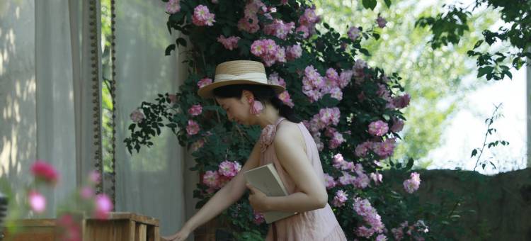 霍城见树民宿(晃晃村店)图片