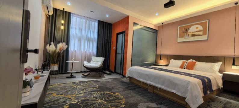 艾尚尼观影酒店图片