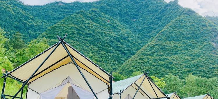金佛山金水湾露营基地图片