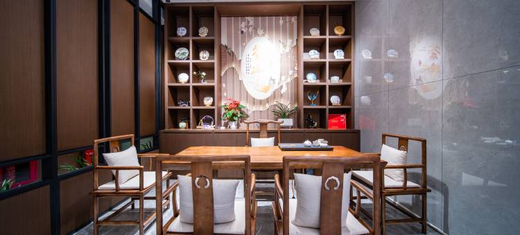 清晨时光酒店(贵阳花果园白宫艺术中心店)图片