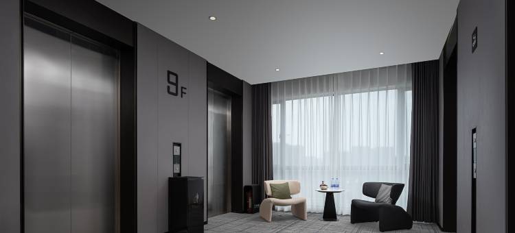 网鱼电竞酒店(长沙汇金天虹店)图片