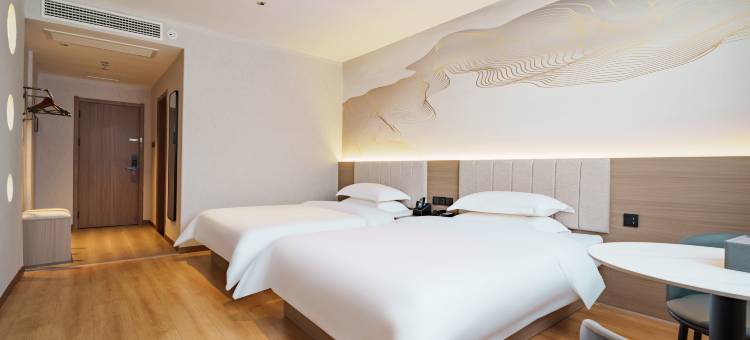 艺龙万国酒店(凤凰古城店)图片