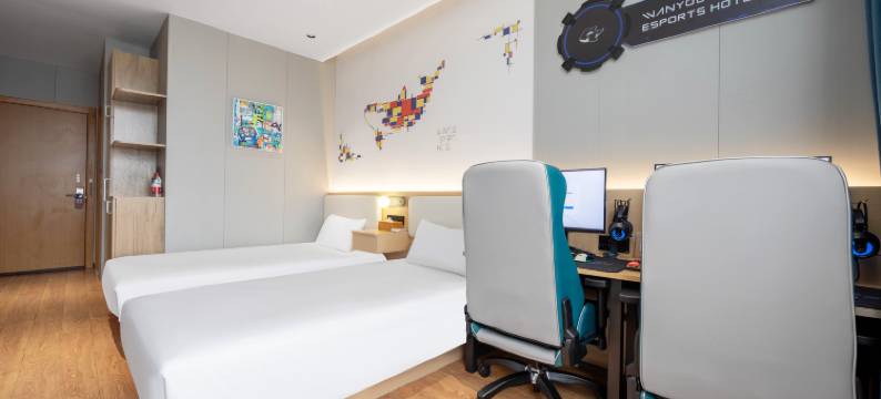 网鱼电竞酒店(上海青浦朱家角古镇店)图片