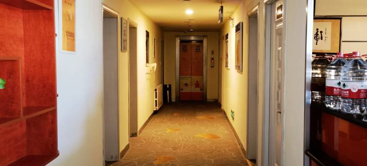 7天连锁酒店(平阴青龙路店)图片