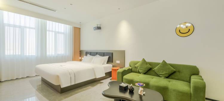 遇见礼轻雅酒店(临沂滨河新天地店)图片