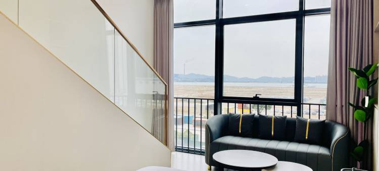 斯卡布罗海景loft公寓(汕头领荟湾高铁站店)图片