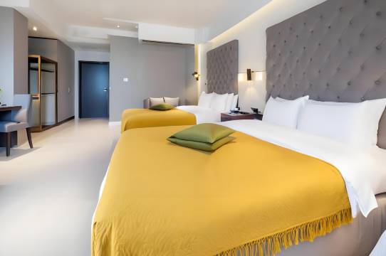 云格调酒店(昆明润城店)