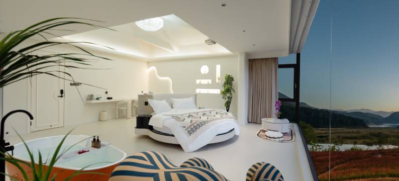 花间栖民宿(傣族古镇勐焕大金塔店)图片