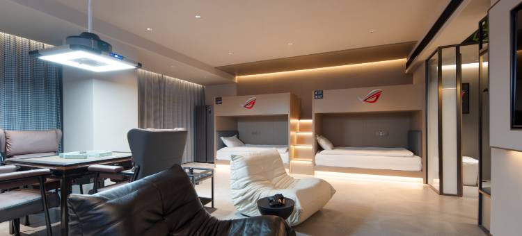 艾特摩高电竞酒店(亳州万达广场店)图片