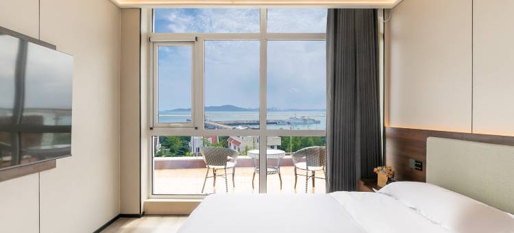 美豪R▪ROYALSS酒店(青岛栈桥火车站店)图片