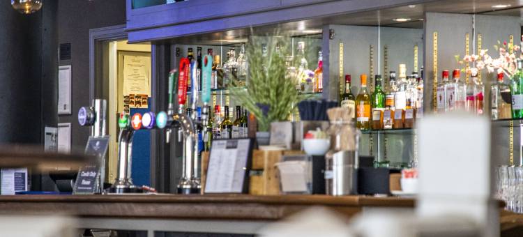 斯温顿希尔顿逸林酒店(DoubleTree by Hilton Swindon)图片