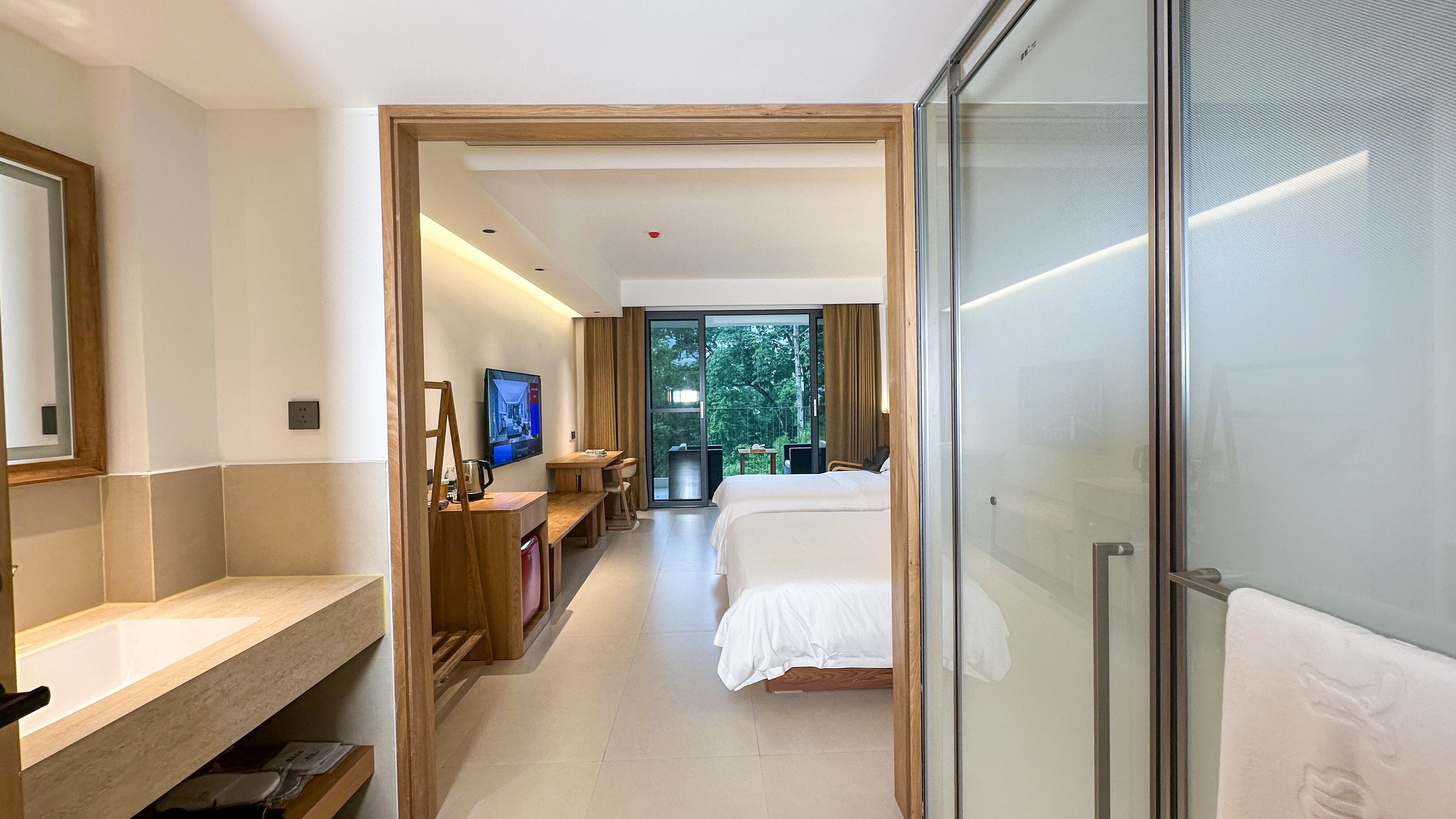 Namei Mountain House Over view