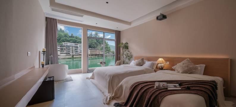 阳与光江景设计民宿(镇远古城祝圣桥店)图片