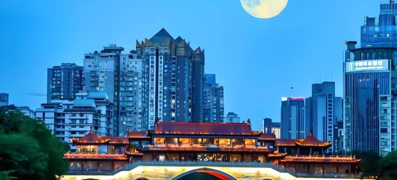 宿小生设计师酒店(成都双凤桥地铁站店)图片