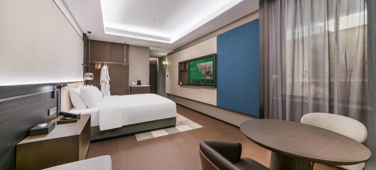 珠海拱北口岸高铁站美仑酒店图片