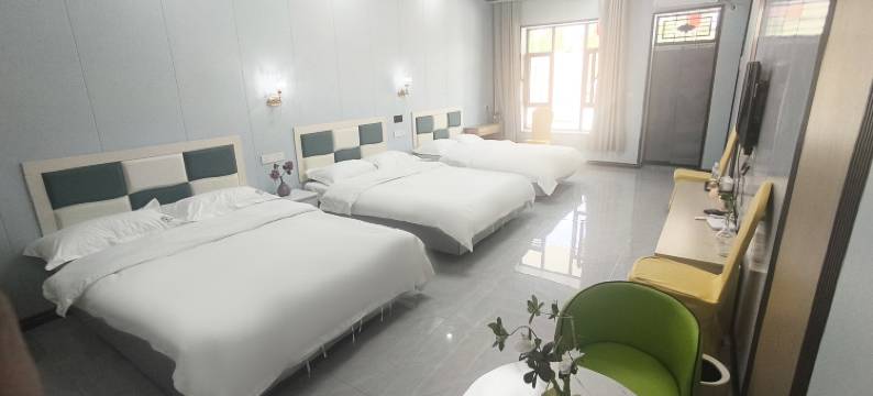 西溪里民宿(巩留湿地公园)图片