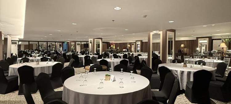 朱红酒店(Vermillion Hotel)图片