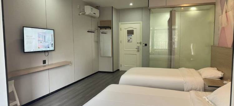 锐思特逸致酒店(南京河海大学佛城西路地铁站店)图片