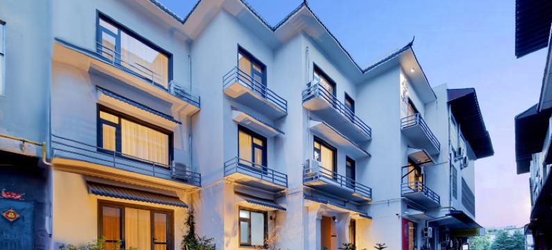 栖迹民宿(中国国花园龙门大道店)图片