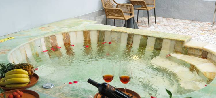 清远·远青温泉民宿图片