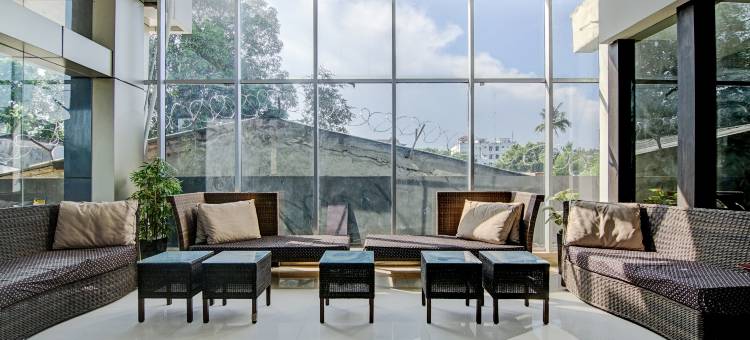 Townhouse Oak 北干巴鲁靠近北干巴鲁购物中心(原君沙哈拉酒店)(Townhouse Oak Pekanbaru near Mall Pekanbaru formerly Hotel Grand Sahara)图片