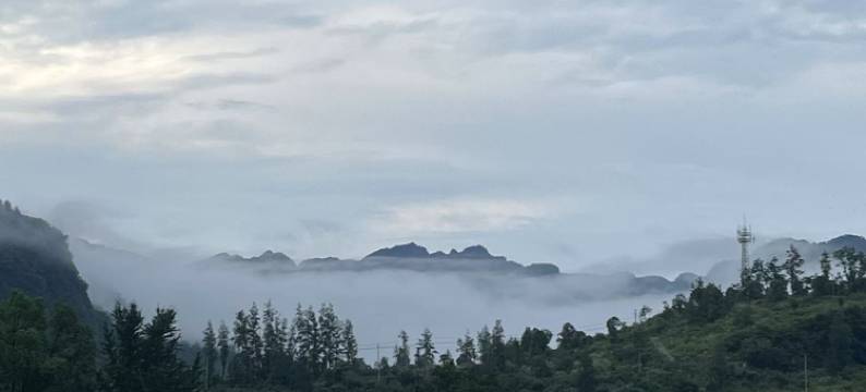 张家界畔山驿栈(张家界国家森林公园武陵源店)图片