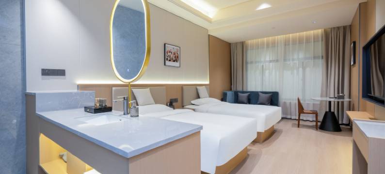 露美家天虹大酒店(上海虹口足球场赤峰路地铁站店)图片